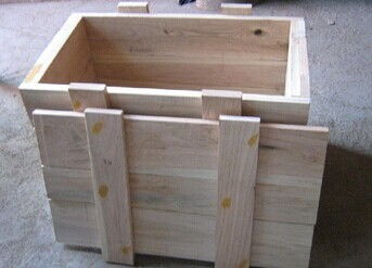 新浜木包装箱生产